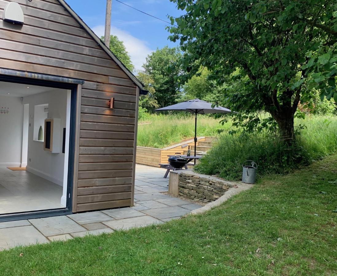 Cosy Cotswolds Retreat Near Bath & Castle Combe Leilighet Chippenham  Eksteriør bilde