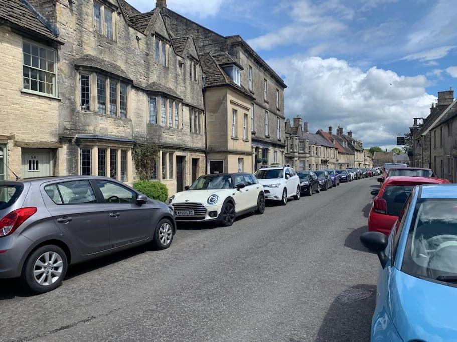 Cosy Cotswolds Retreat Near Bath & Castle Combe Leilighet Chippenham  Eksteriør bilde