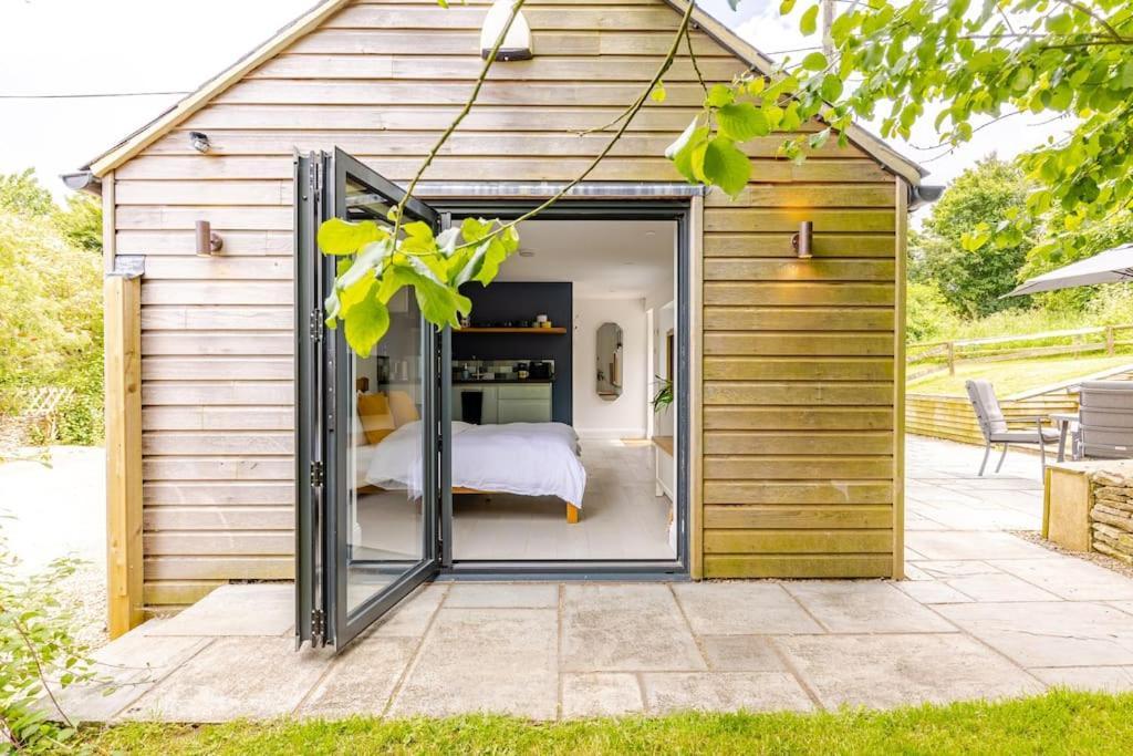 Cosy Cotswolds Retreat Near Bath & Castle Combe Leilighet Chippenham  Eksteriør bilde